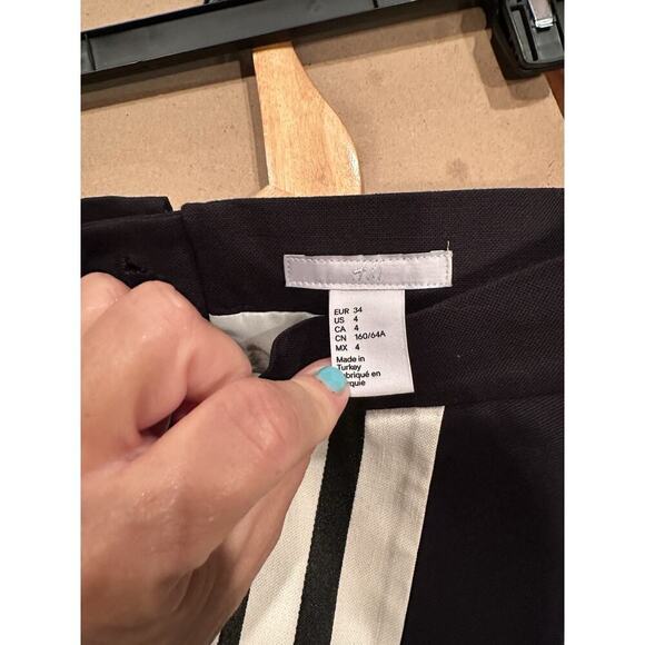 H&M Tulip Skirt Womens 4 Black White Stripe Straight Pencil Starch High Rise Zip - Picture 6 of 6